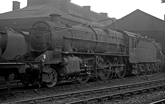 42965 1962 Stoke shed