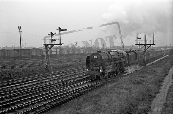 70054 1964-03-21 Aintree
