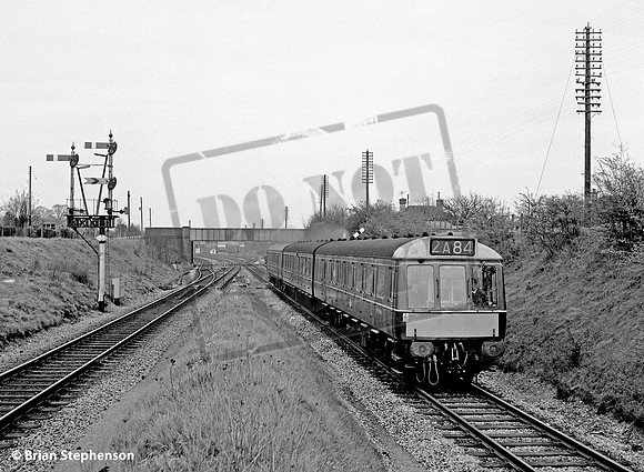 DMU W51346 1964-04-25 Princes Risborough