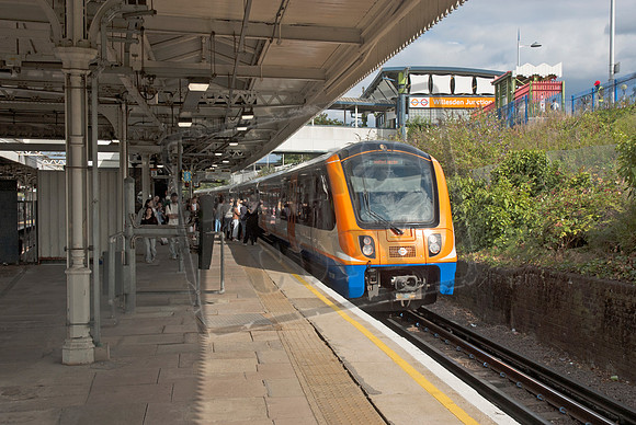 710269 2025-07-30 Willesden Junction