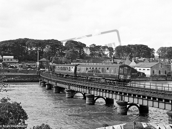 DMU Sc51116 1965-08-28 Guard Bridge