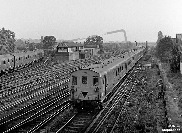 EMU 5786 1976 Wimbledon