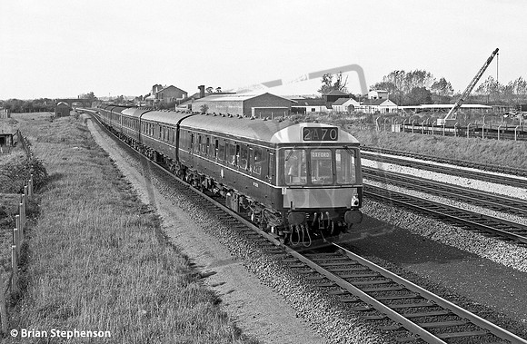DMU W51351 1963-10-19 West Drayton & Yiewsley