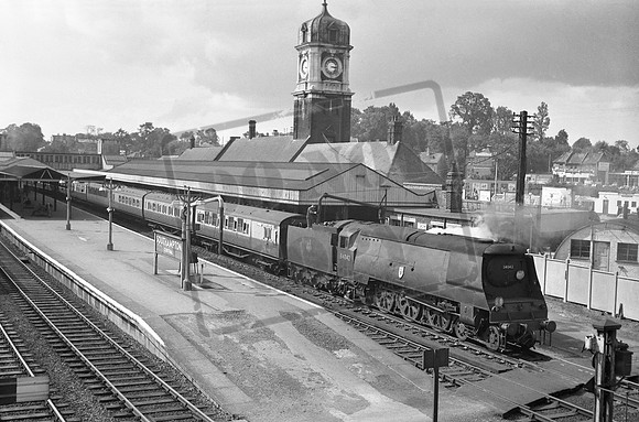 34042 1950s Southampton Central