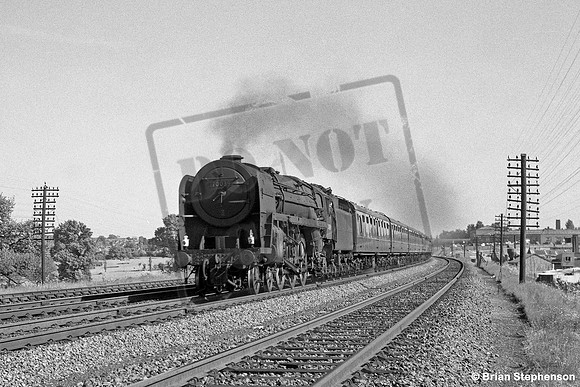 70039 1961-07-01 Potters Bar