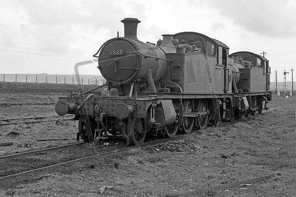 5537 5562 1963-05-18 Long Rock Penzance