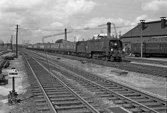 34043 1960s Basingstoke