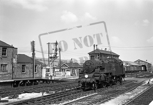 82023 1955-07-31 Exeter St Davids
