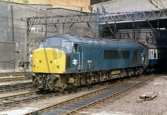 45005 1983-08-12 New Street