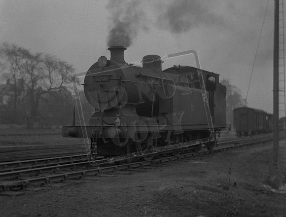 32407 1956-04-07 Norwood
