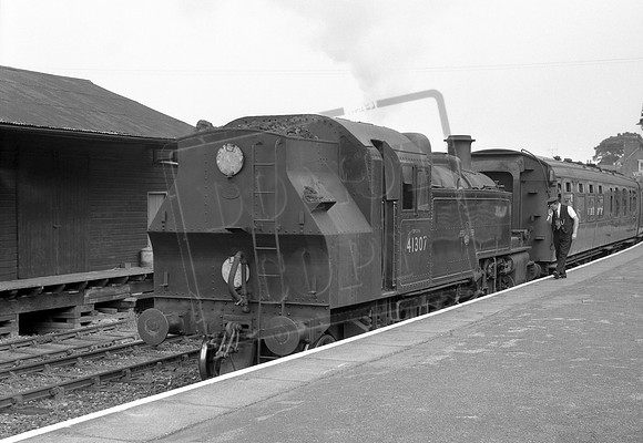 41307 1961-06-25 Lyme Regis