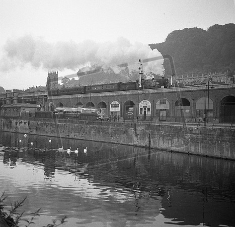 49xx 1950s Bath