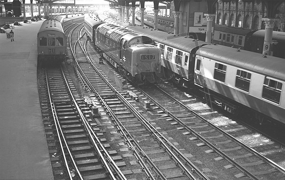 9004 1971-09-06 York
