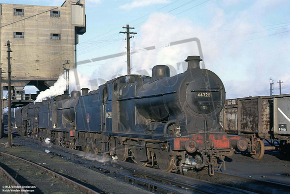 44328 1960s Perth shed