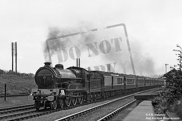 6165 1925 Wood Green