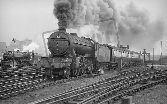 61935 1950s Leeds City