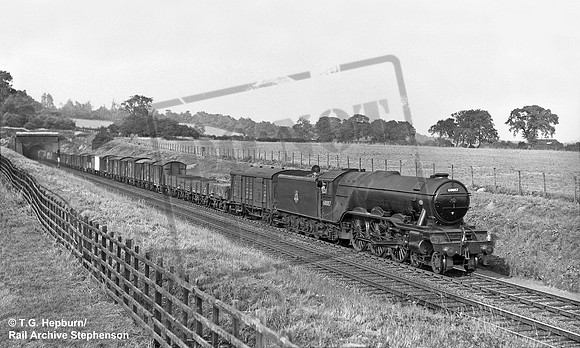 60087 1950s Peascliffe tunnel