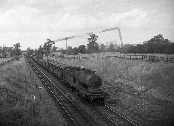3899 1940s near Braunston & Willoughby Station