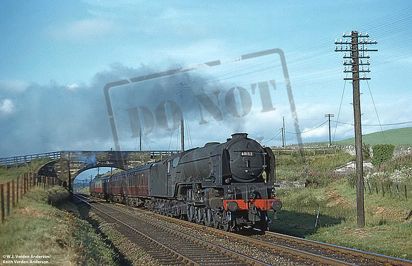 60152 1960s near Kingskettle.