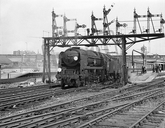35008 1966c Southampton Central