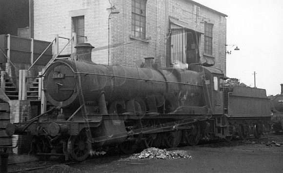 3843 1950s Oxford shed