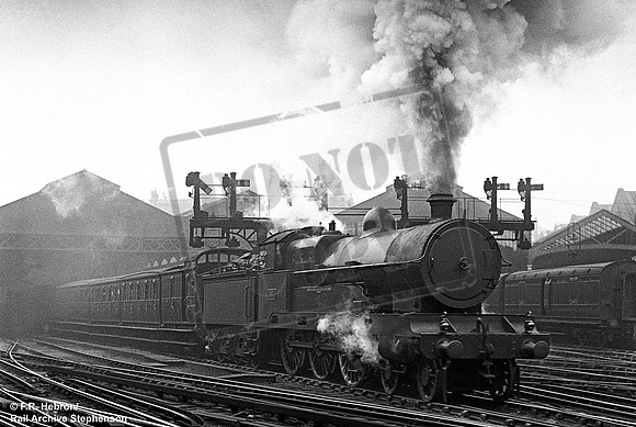 207 1926-04-24 Euston