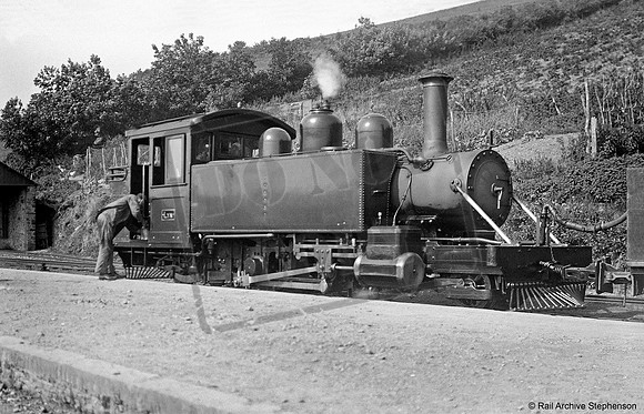 L&BLR Lyn 1920 Lynton & Lynmouth station