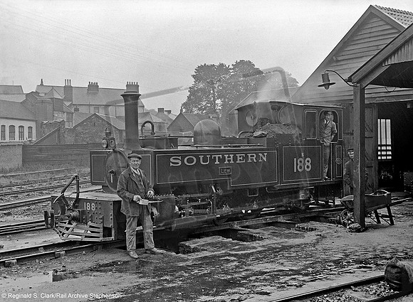 L&BLR E188 Lew 1927c Barnstaple shed