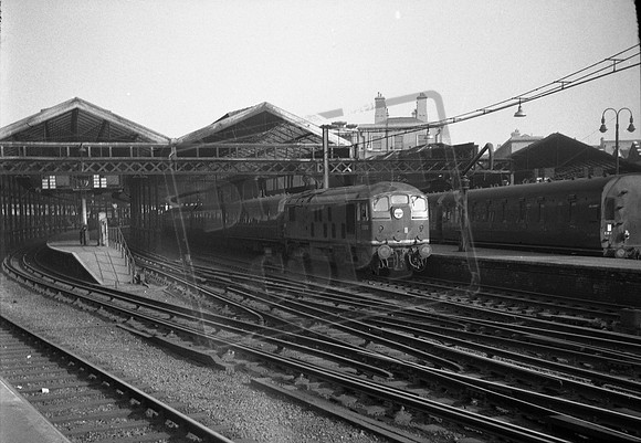 D5078 1959c London Euston-ROneg-1906-261