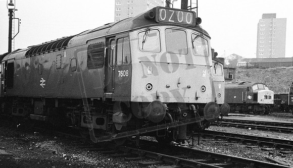 7608 1970c Leicester-ROneg-1306-311