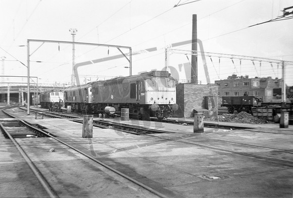 7524 1973-06-23 Willesden-ROneg-1308-943