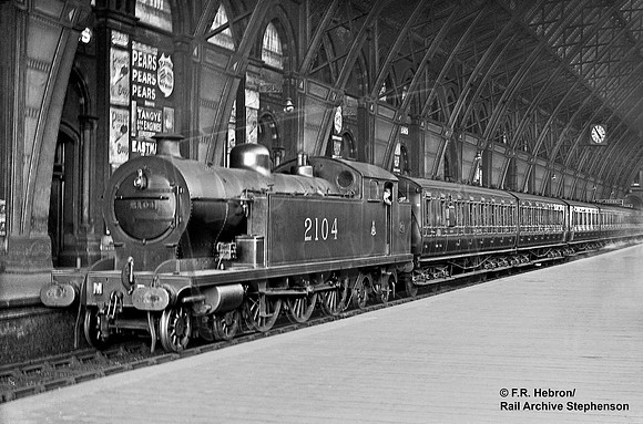 2104 1924 St Pancras
