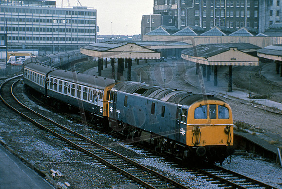74003 1977-12-03 Southampton Town Terminus