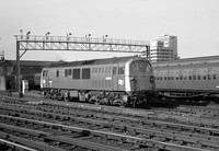 E6107 1970s Clapham Junction