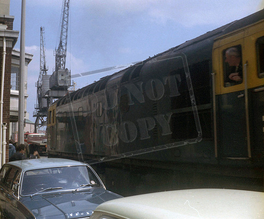 33111 1976c Weymouth Quay