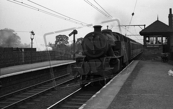 42113 1960s Brooklands