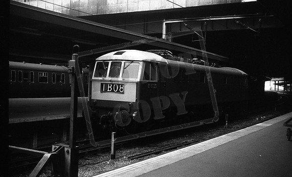 E3139 1966-07-26 London Euston-ROneg-1803-191