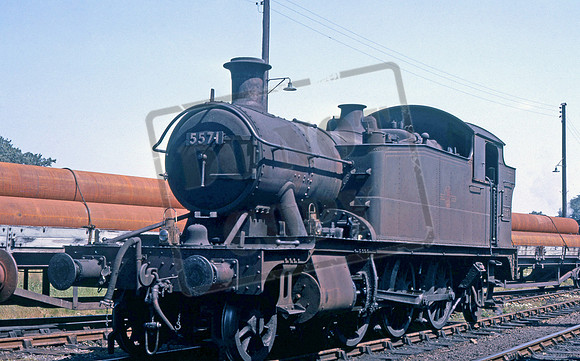 5571 1963-07-30 near Pembroke Dock station