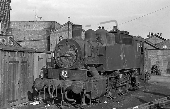 30067 1963 Southampton Docks