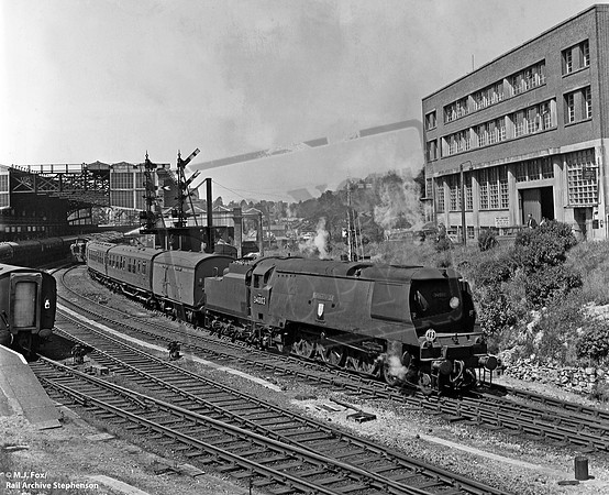 34002 1966-05-30 Bournemouth Central-