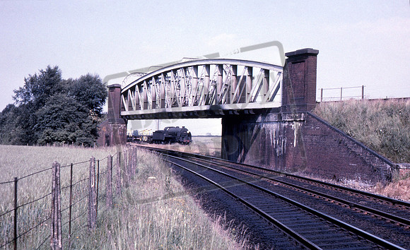 Battledown Viaduct 1964-07-02 Worting Junction