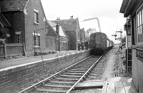 1455 1957-07-27 Pembridge