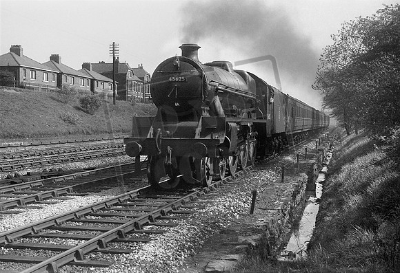 45625 1954 Heaton Chapel