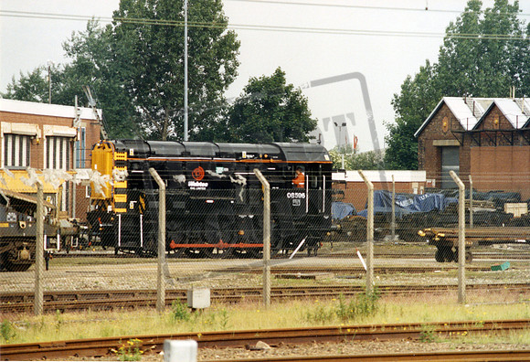 08596 2000-06-06 Doncaster Works
