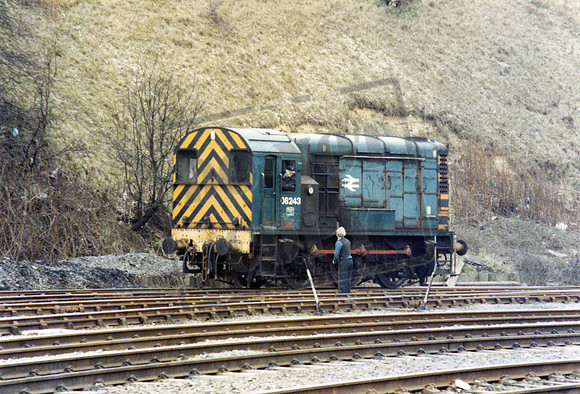 08243 1983-03-24 Knottingley