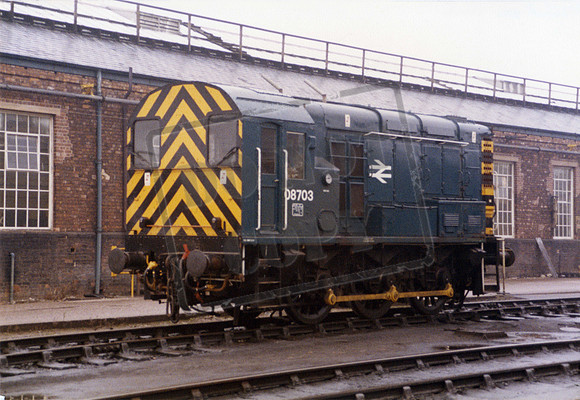 08703 1984-11-18 Crewe Works
