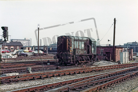 08333 1982-04-04 Derby station
