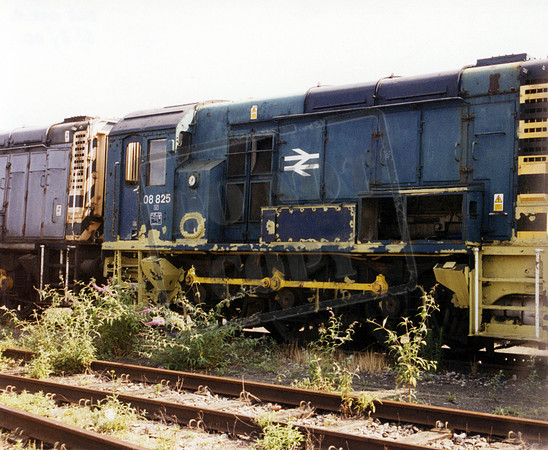 08825 2000-08-05 Old Oak Common
