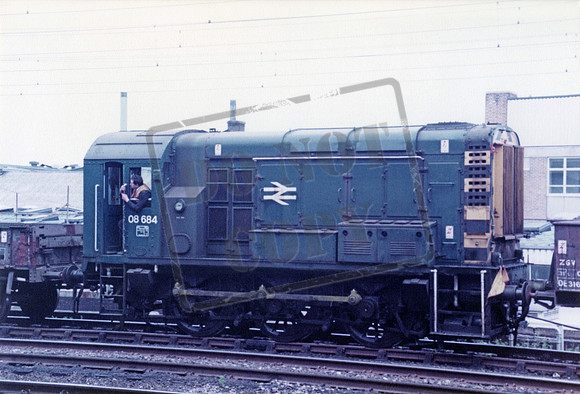 08684 1982-06-10 Rugby station