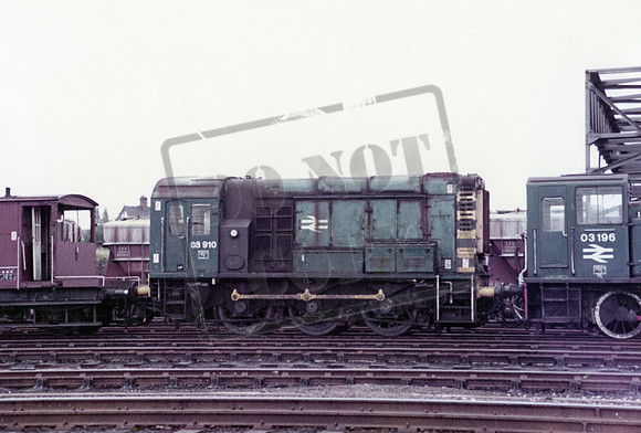 08910 1982-09-23 Bescot Yard